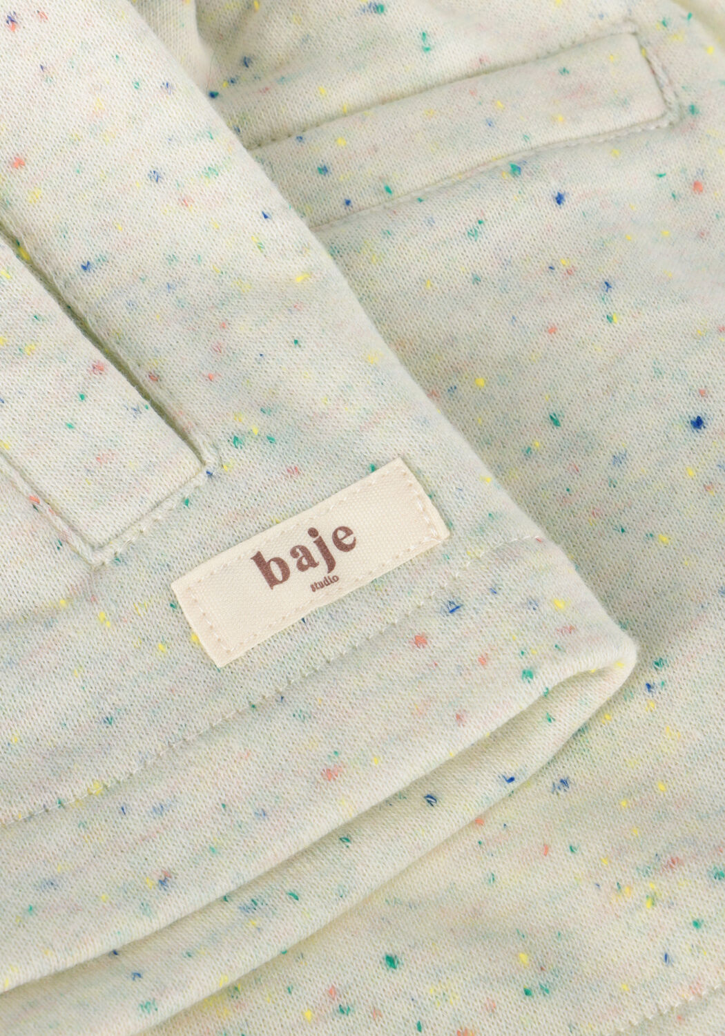 Creme BAJE STUDIO Kurze Hose NORE - large