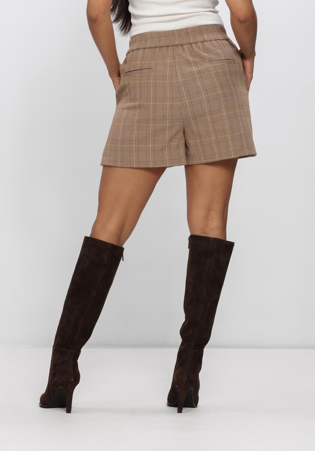 Sand NUKUS Kurze Hose ESMEE SHORTS CHECK - large
