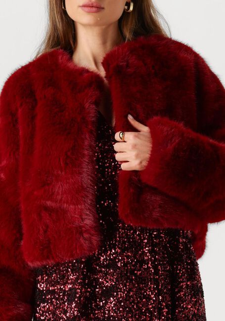 Rote OMODA ATELIER Fake-Fur-Jack X IRIS - IMRE - large