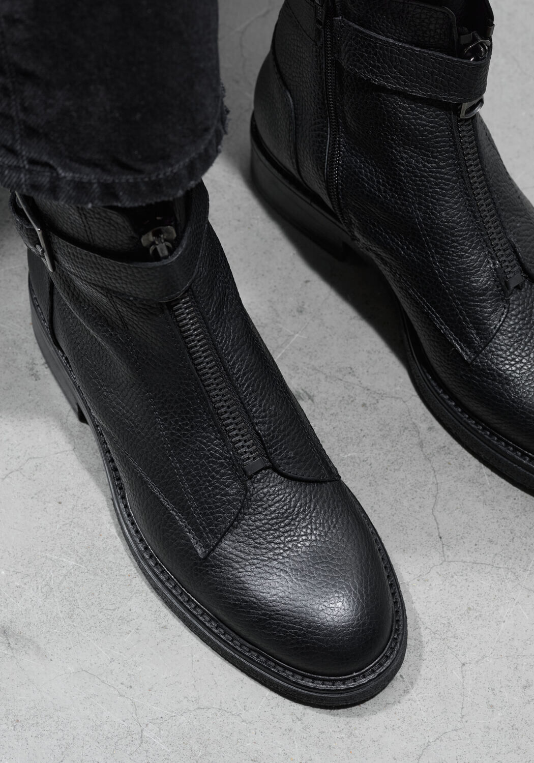 Schwarze LINA LOCCHI Ankle Boots 09-223 - large