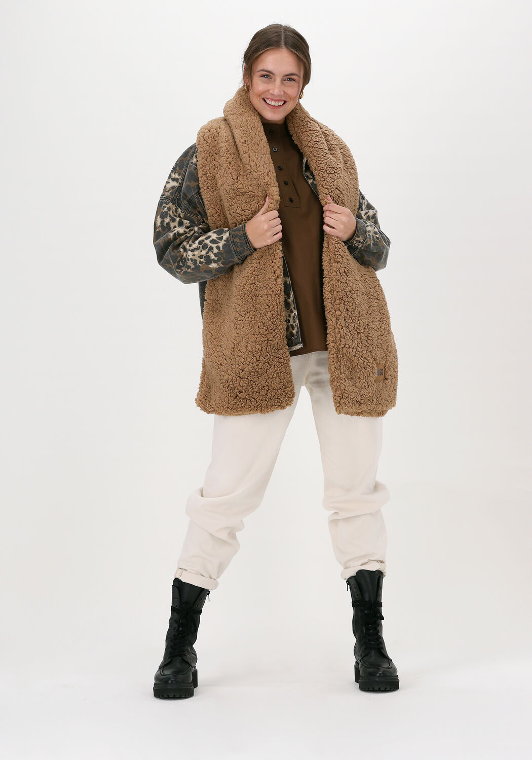 Camelfarbene UGG Schal SHERPA OVERSIZED SCARF - large