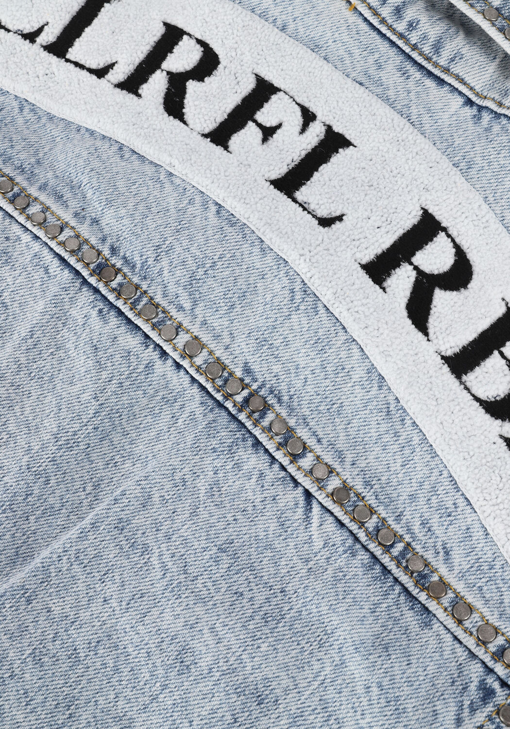 Blaue COLOURFUL REBEL Jeansjacke MOLLIE LE REBELLE STUDS DENIM JACKET - large