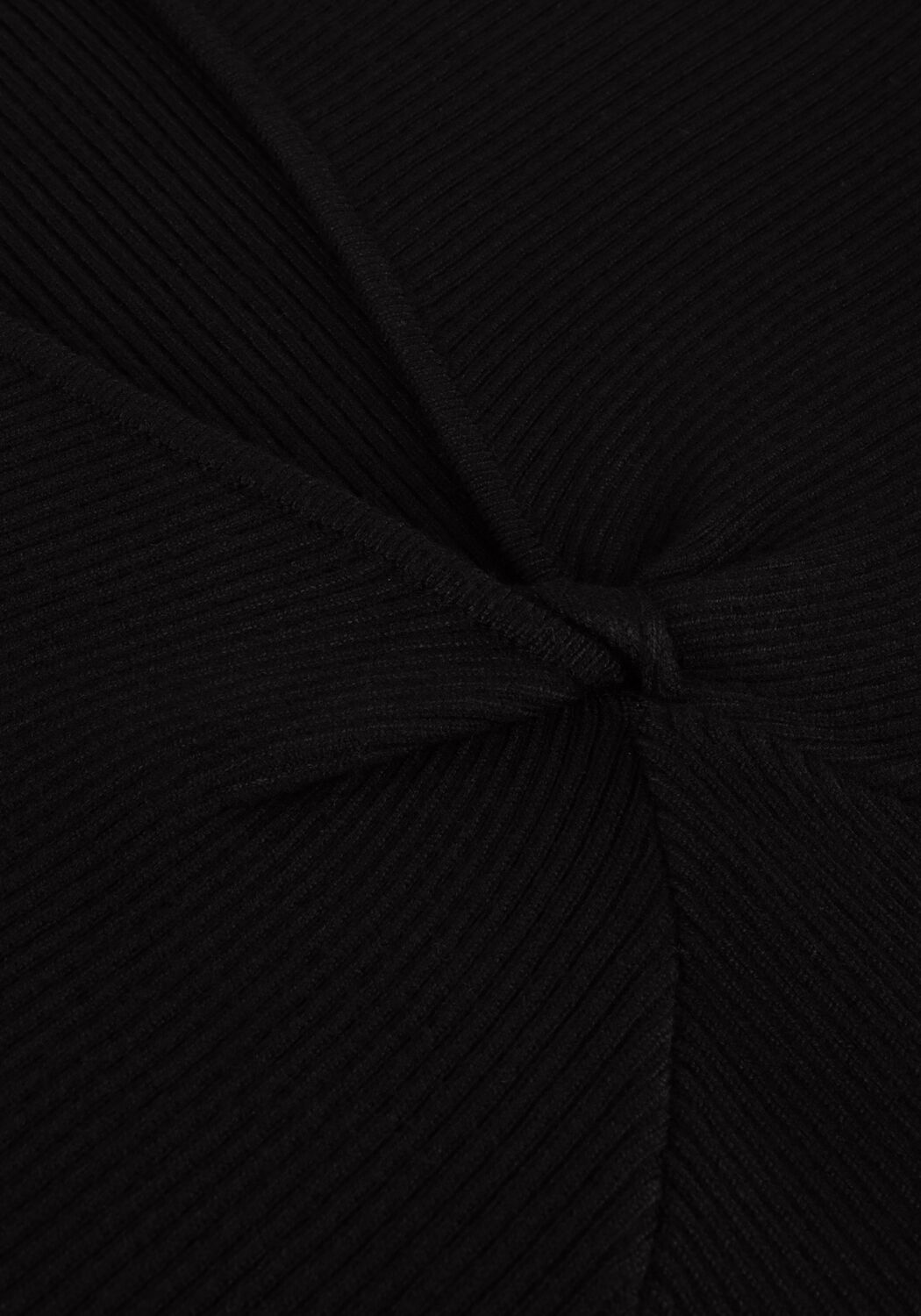 Schwarze GUESS Tops & T-shirts LS TWISTED CUT OUT RUBIE SWTR - large