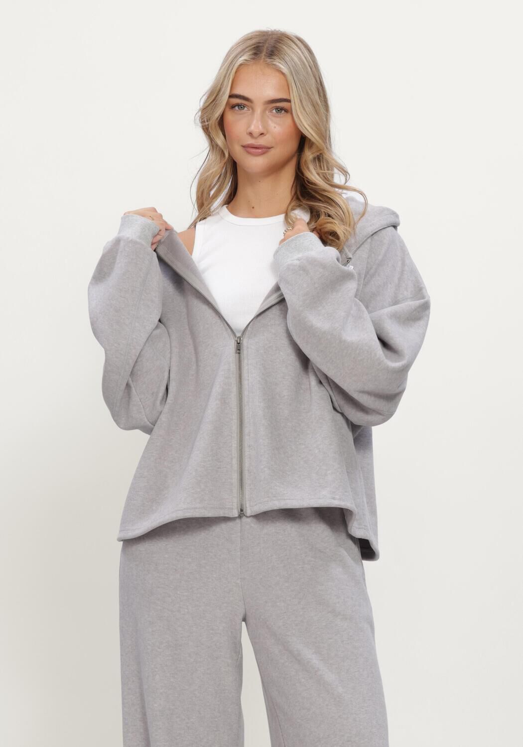 Hellgrau STUDIO AMAYA Sweatshirt ROVE SWEATER - large