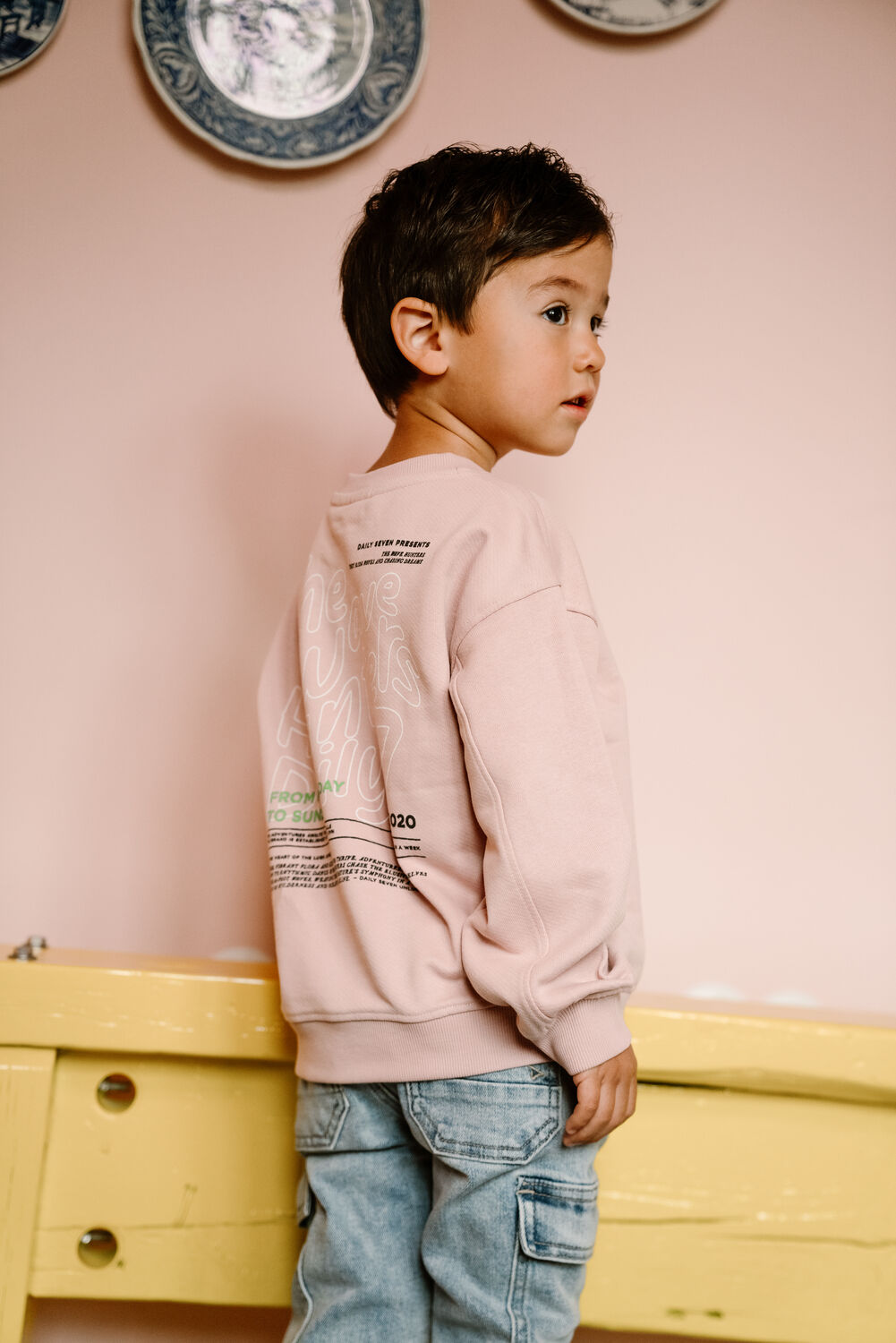 Hell-Pink DAILY7 Pullover SWEATER OVERSIZED BACKPRINT - large