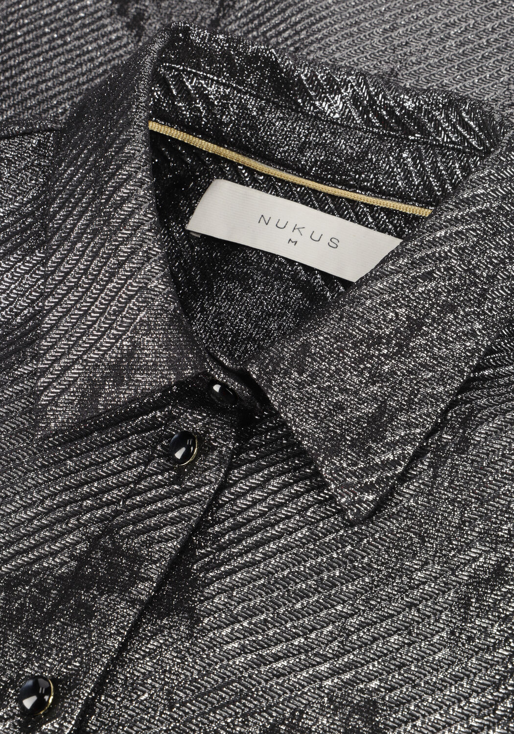 Schwarze NUKUS Blusen LETTIE BLOUSE METALLIC - large