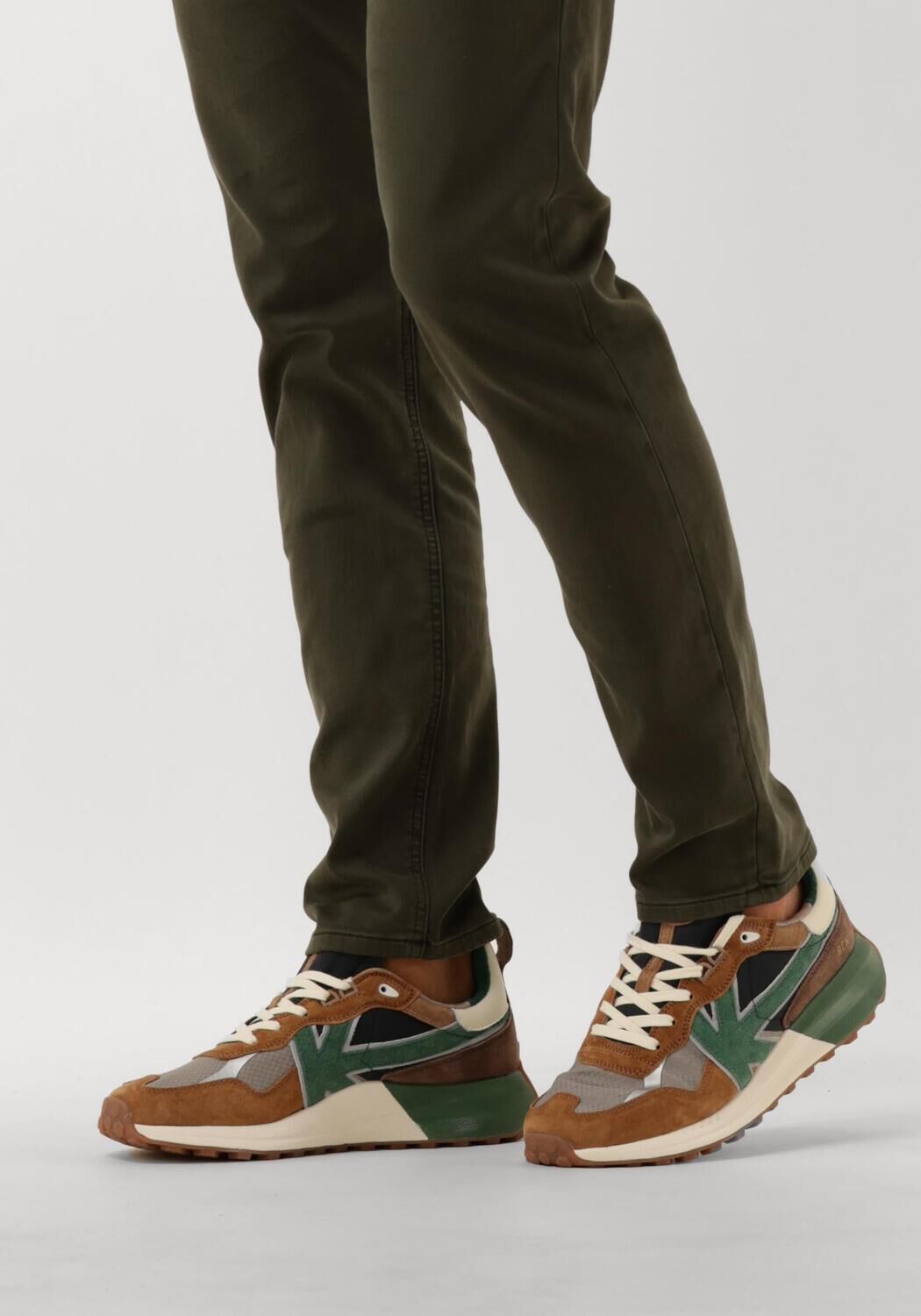 Cognacfarbene KAOTIKO Sneaker Low VANCOUVER EARTH MAN - large