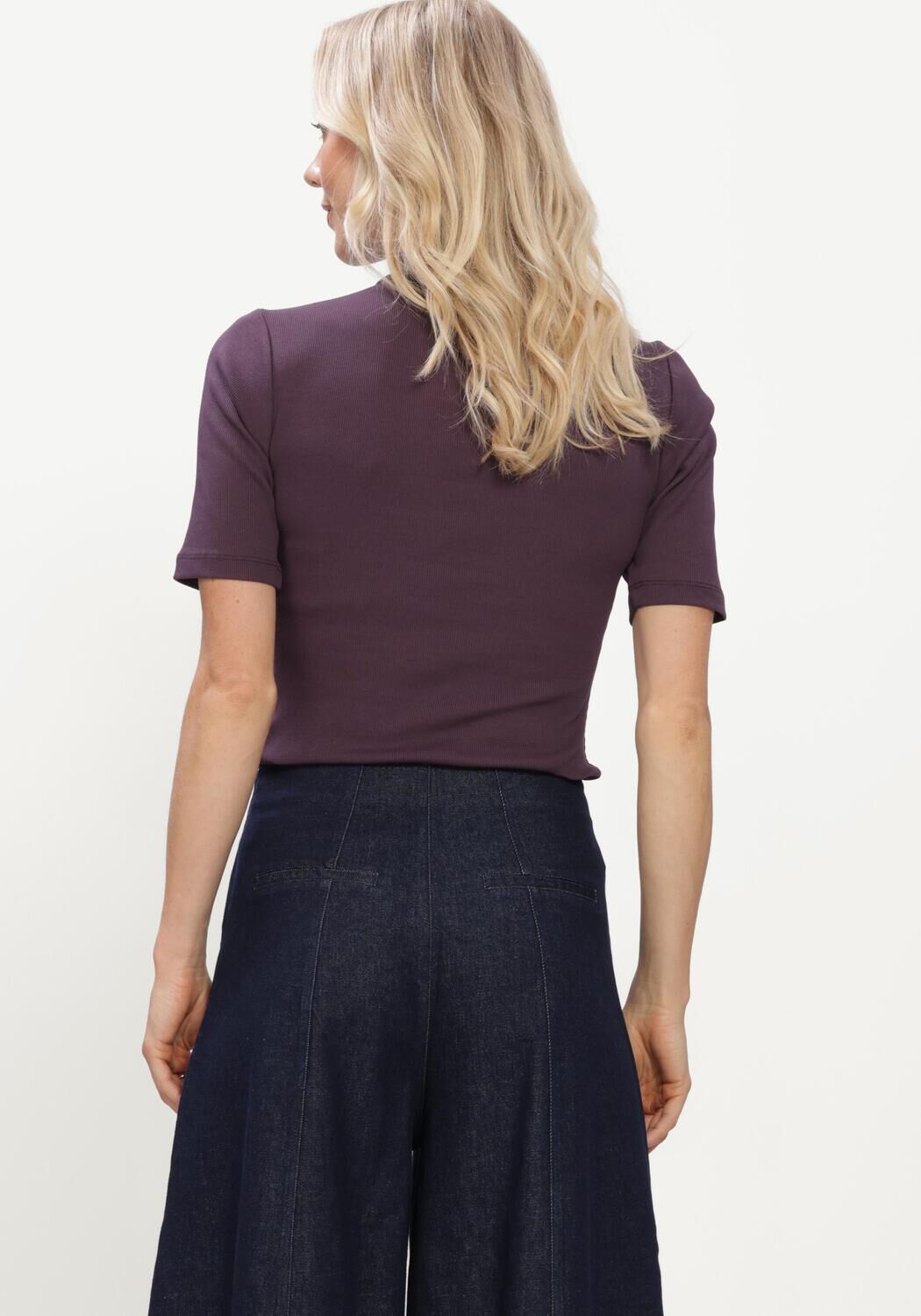 Lilane COPENHAGEN MUSE Top CMSIV-TEE - large