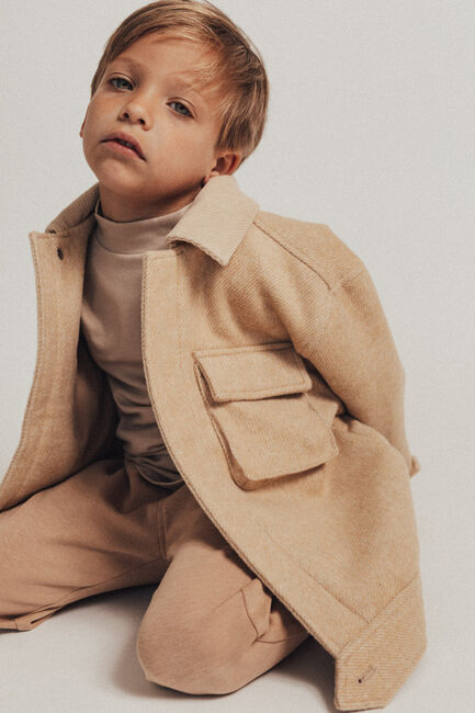 Camelfarbene BAJE STUDIO Jack MASCOT - large