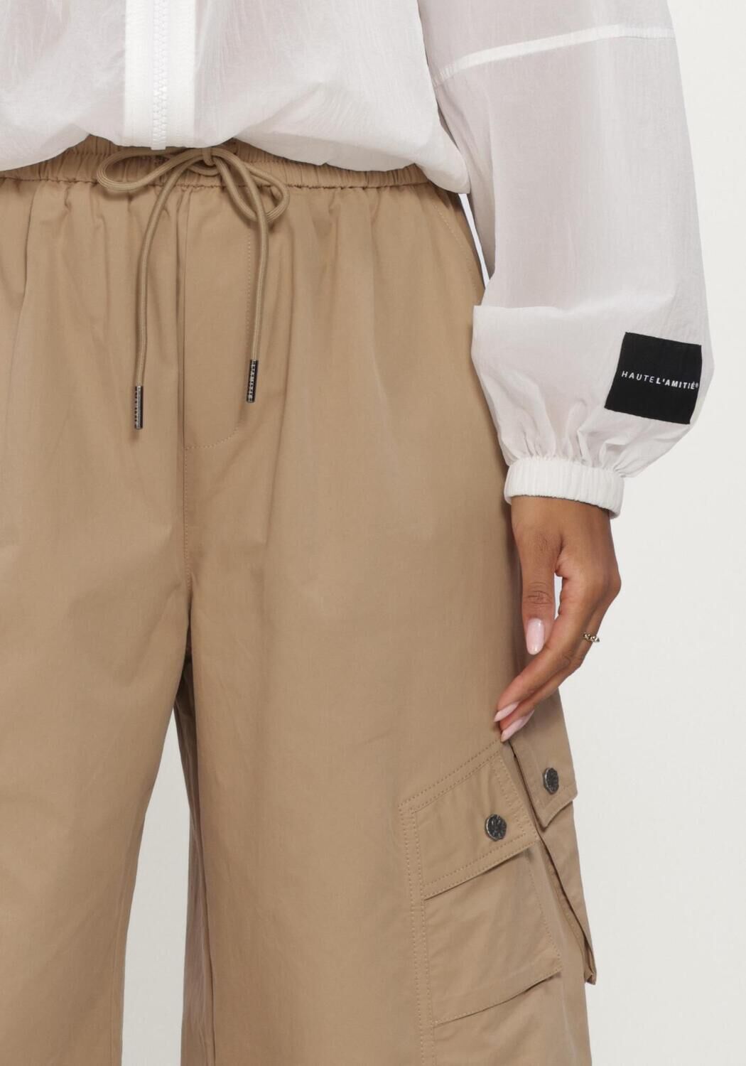 Beige HAUTE L'AMITI&Eacute; Cargohosen AIR ZIP TALL PANT - large