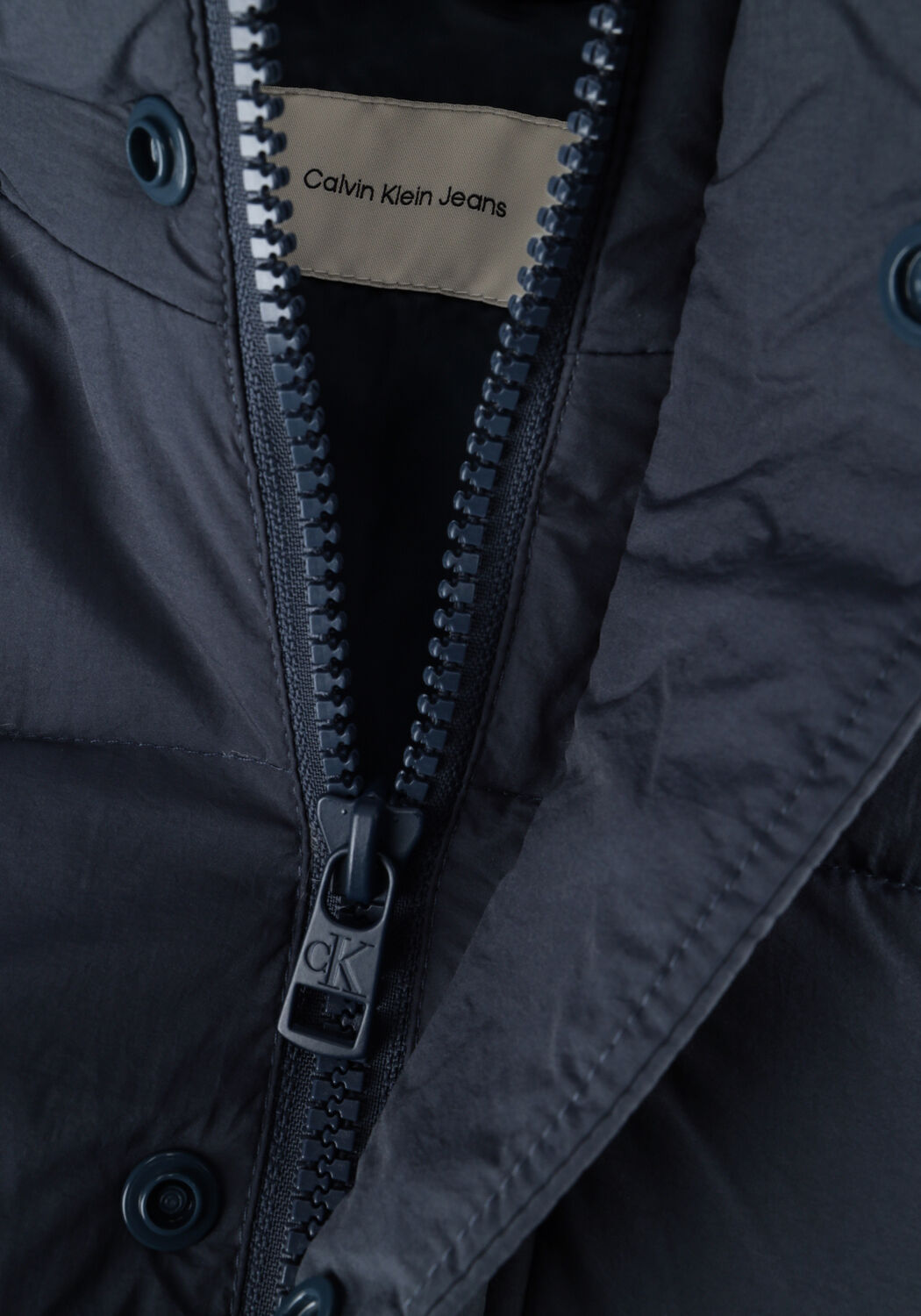 Blaue CALVIN KLEIN Wattierte Jack ESSENTIALS NON DOWN JACKET - large