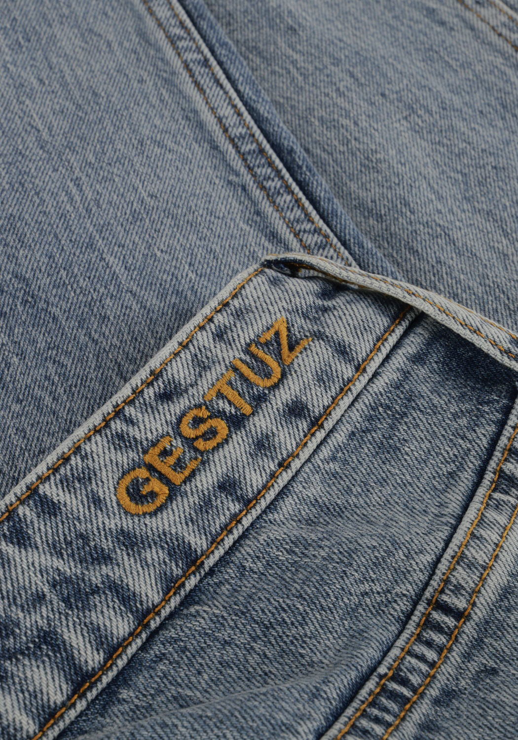 Hellblau GESTUZ Slim fit jeans SALMAGZ MW SLIM JEANS - large