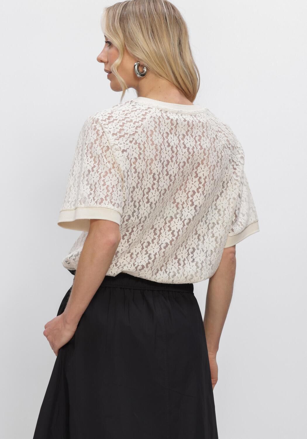 Schwarze SUMMUM T-shirt TOP SPORTY LACE - large