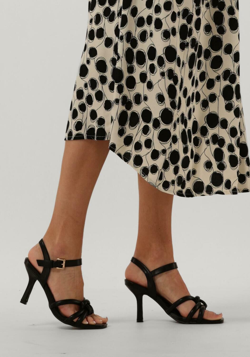 Schwarze OMODA Sandalen S1402 - large