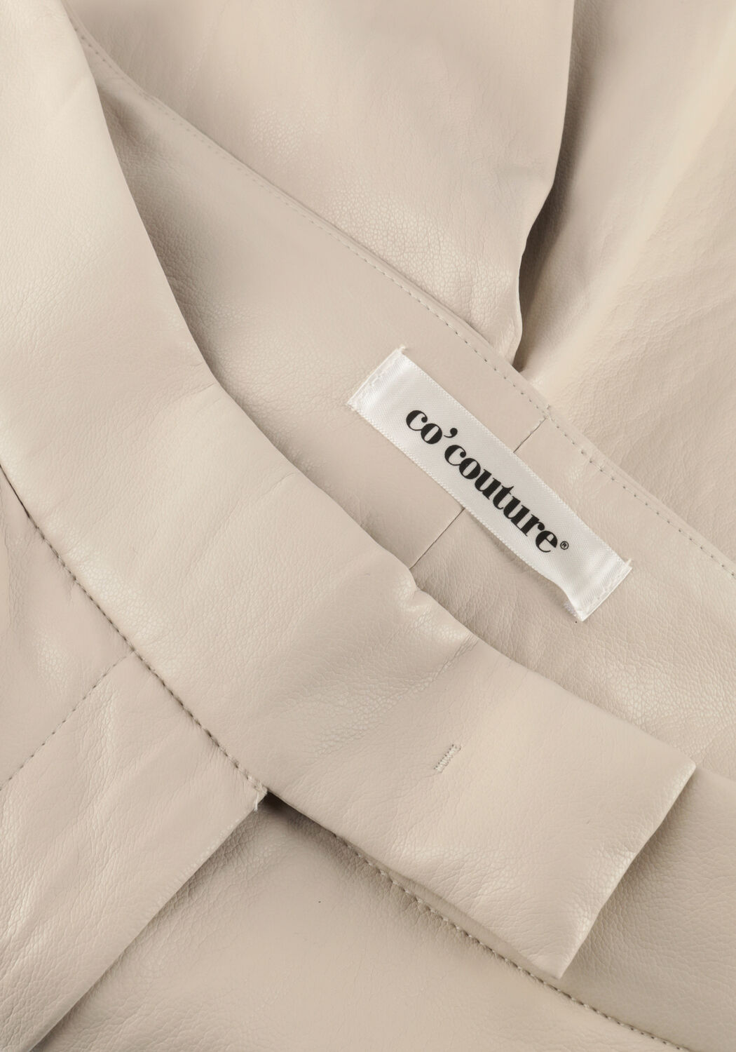 Creme CO'COUTURE Bermuda's GITTCC PLEAT SHORT - large