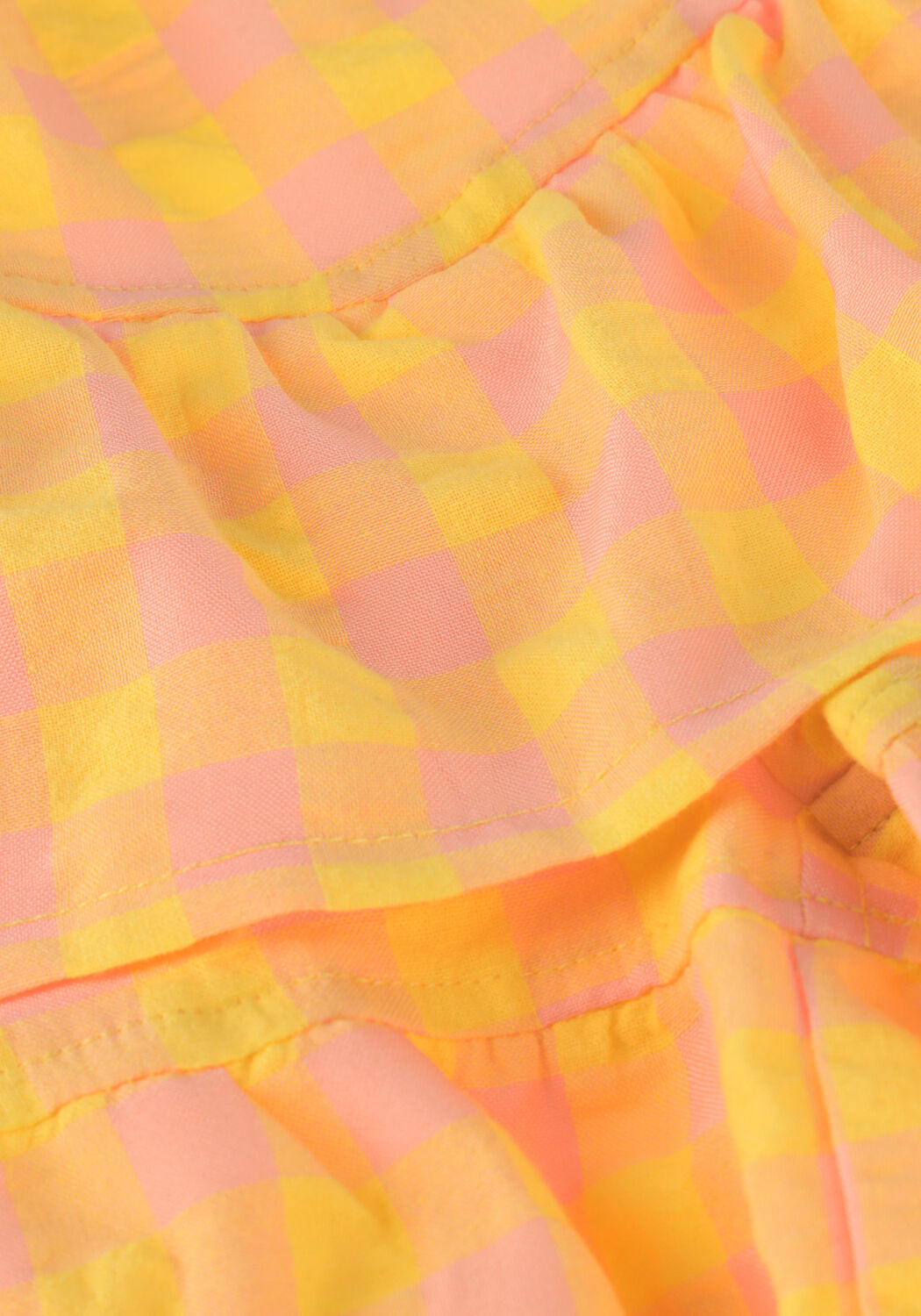 Gelbe AMMEHOELA Kurze Hose FRENKIE - large