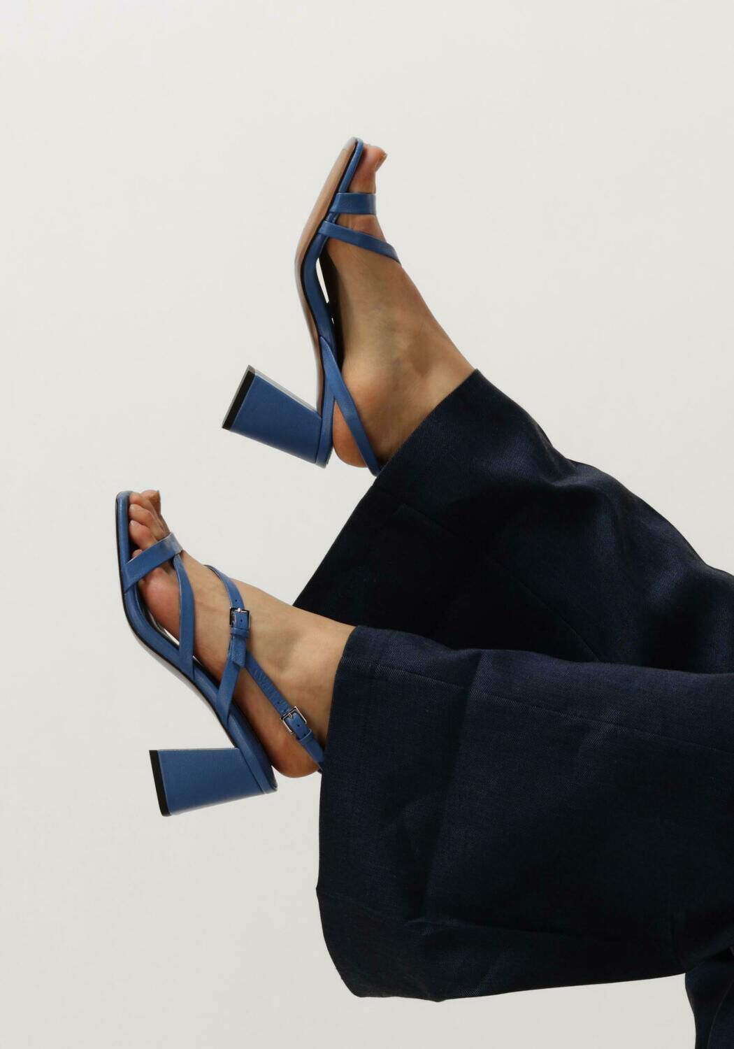 Blaue BIBI LOU Sandalen 612Z40VK - large