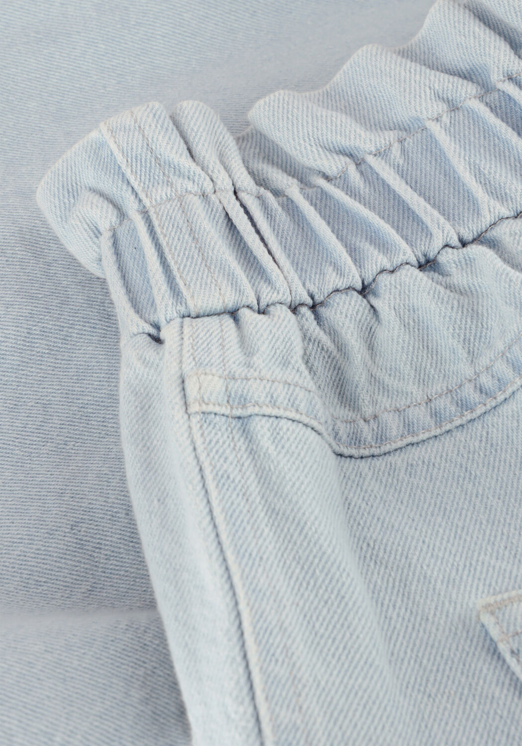 Blaue BY-BAR Kurze Hosen LEON BLEECHED DENIM SHORT - large