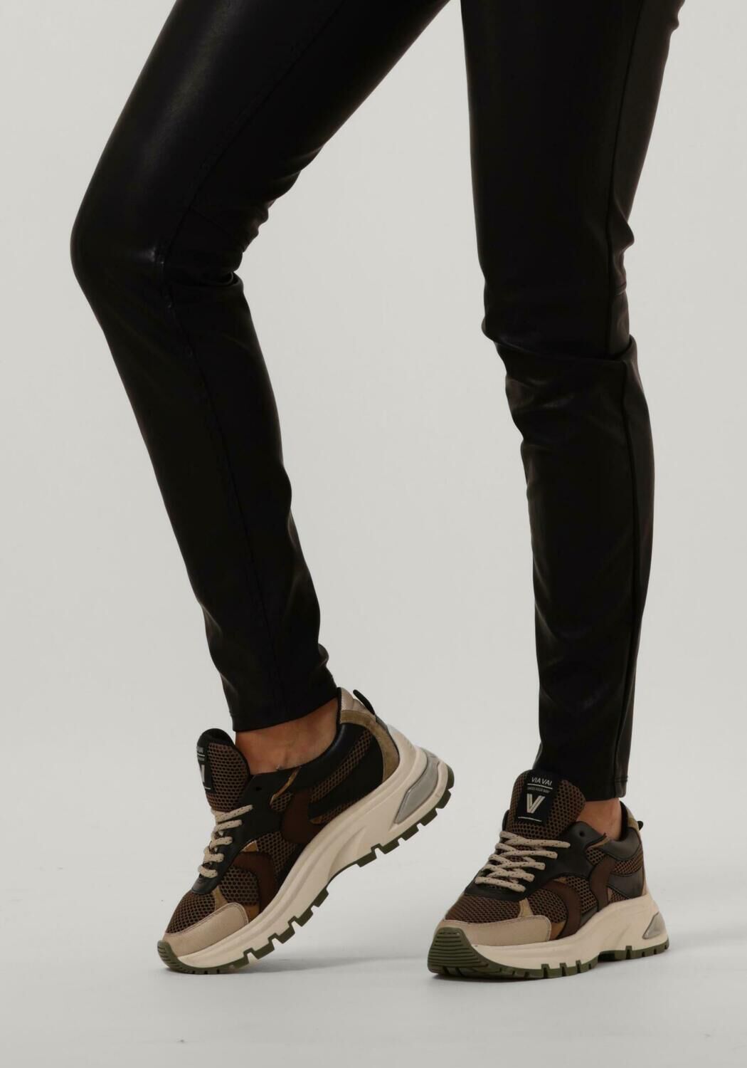 Braune VIA VAI Sneaker Low LIZ IVY - large