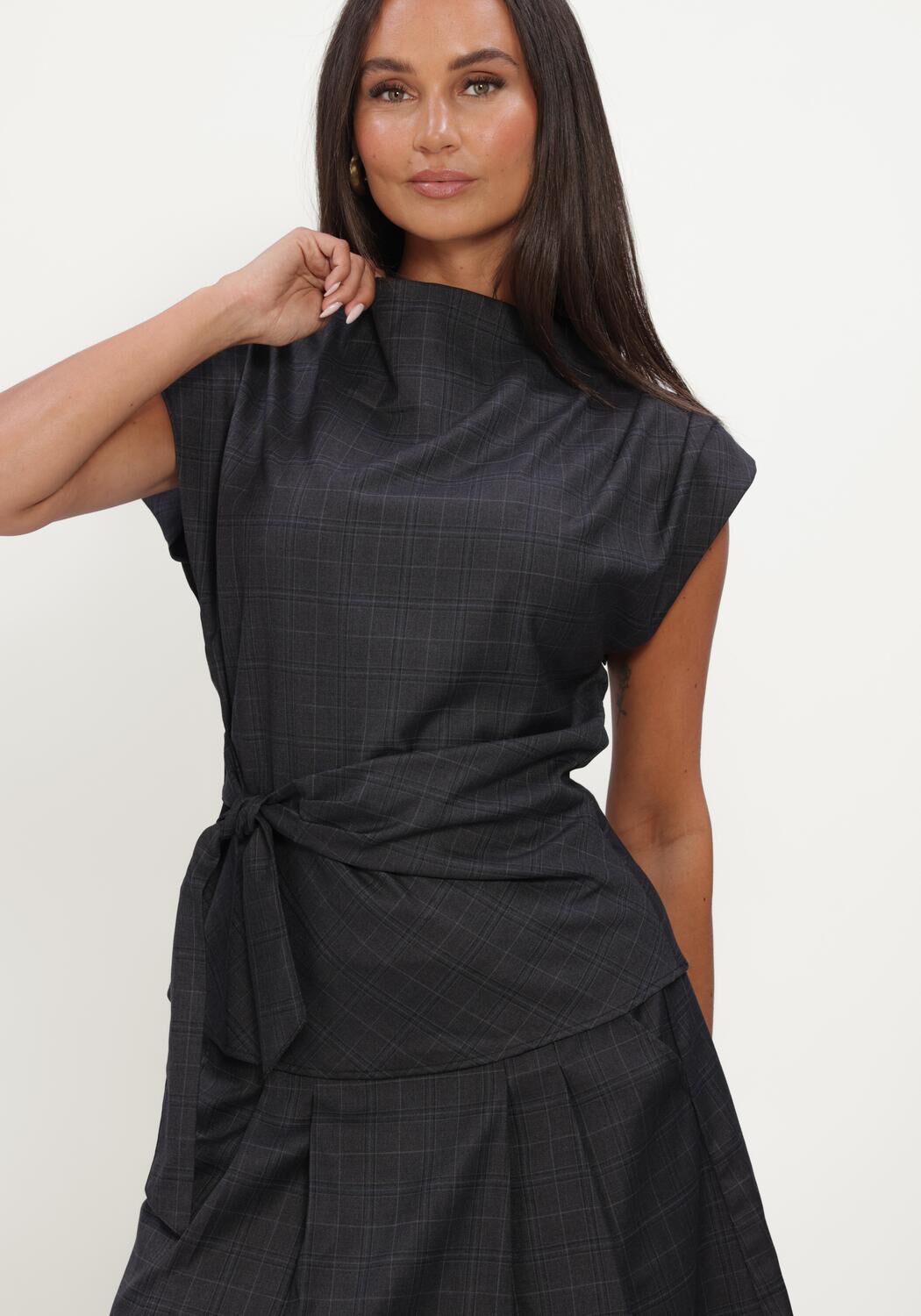 Dunkelgrau CO'COUTURE Top ELORACC CHECK PLEAT TOP - large
