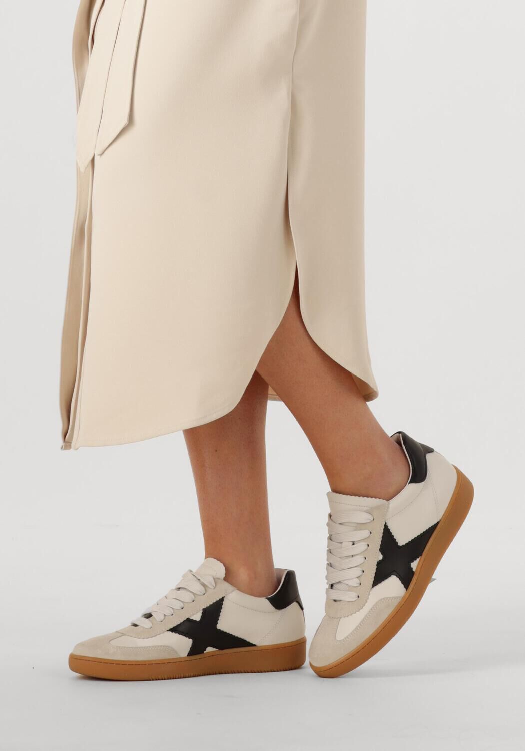 Beige OMODA ATELIER Sneaker Low X BO - MESIA - large