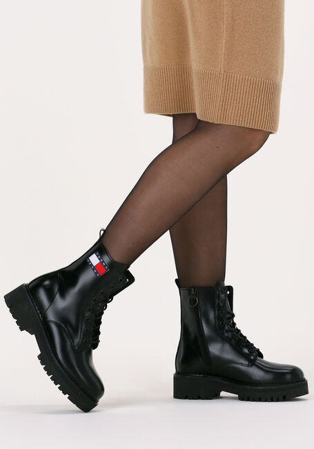 Schwarze TOMMY JEANS Schnürboots URBAN LACE UP - large