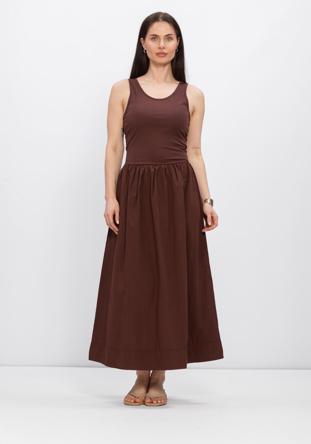Braune MINUS Kleider MSMARIE MIDI DRESS - large