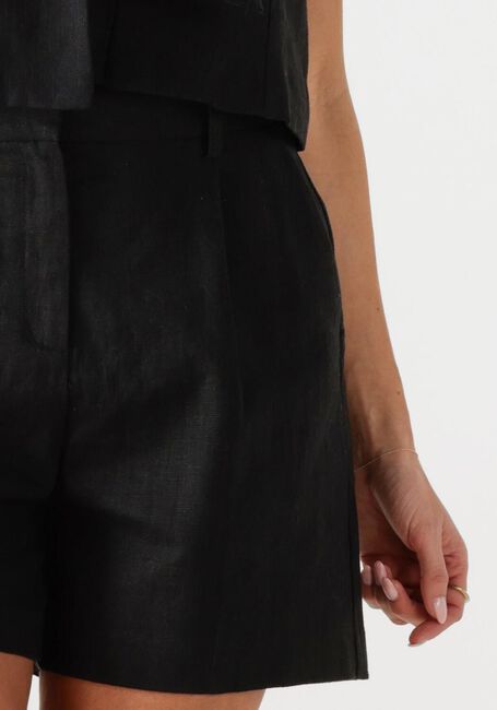 Schwarze NOTRE-V Kurze Hose NV-FREESIA - large