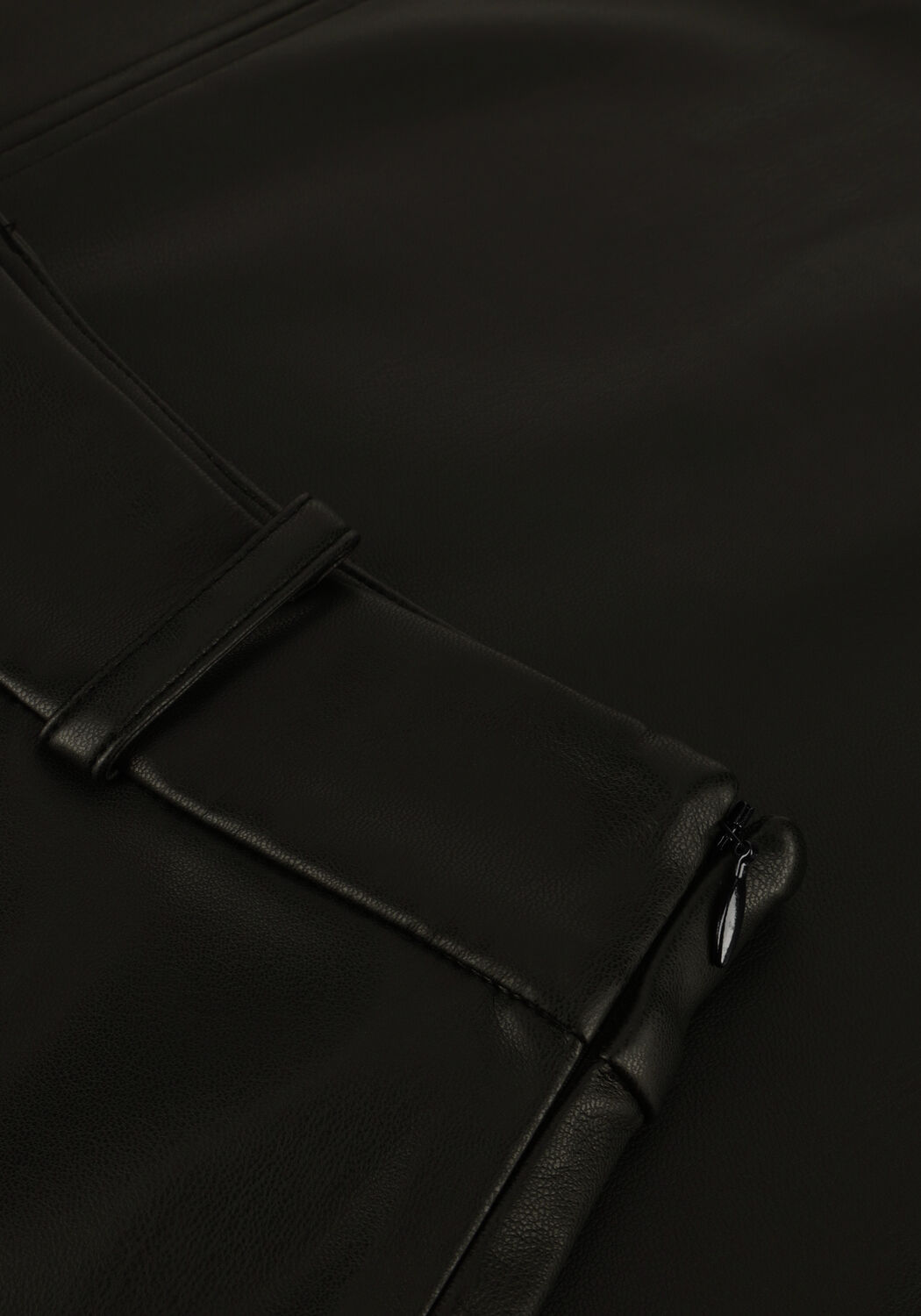 Schwarze BRUUNS BAZAAR Midirock VEGANI IMMA SKIRT - large