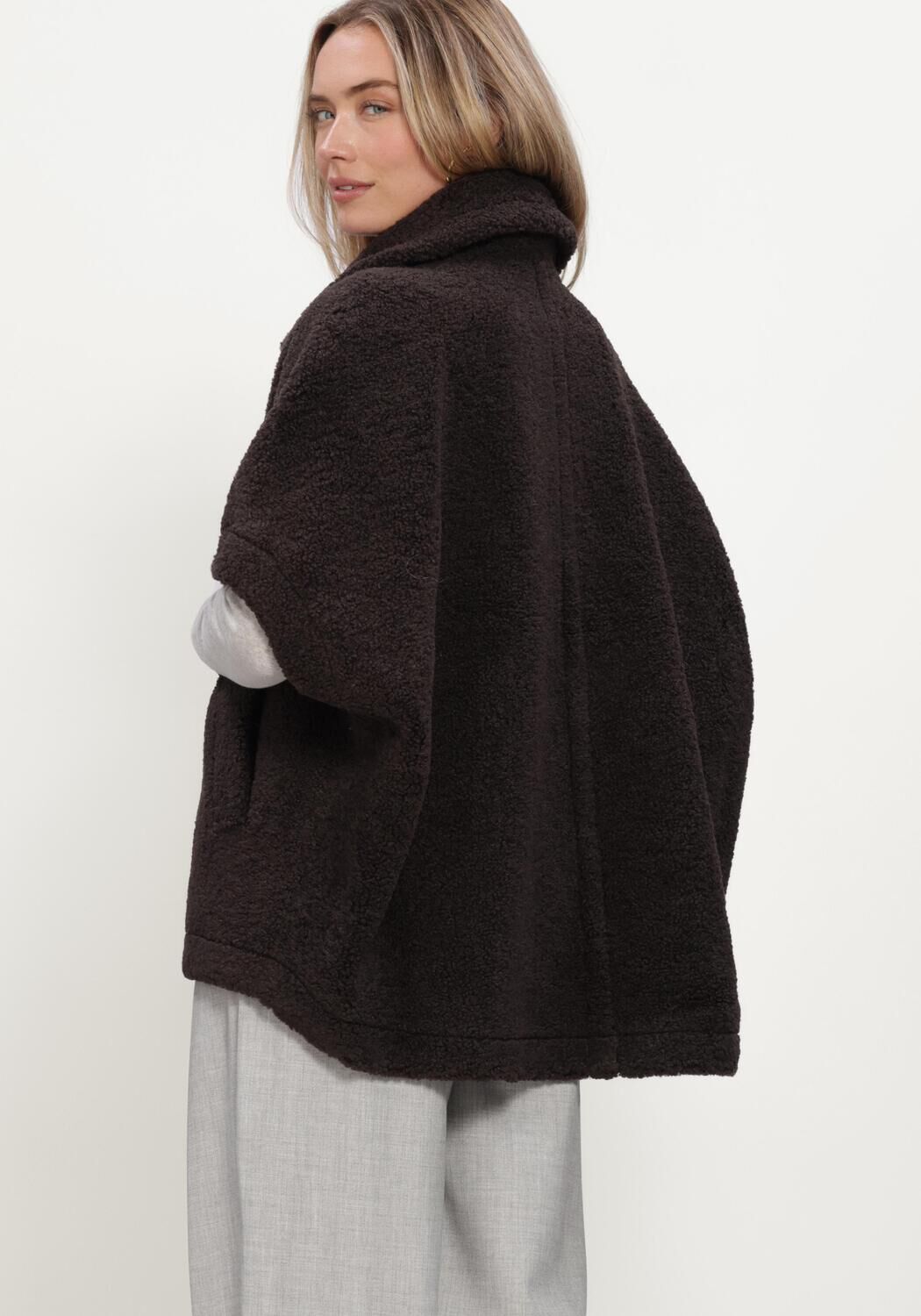 Braune KNIT-TED Jacken TAM JACKET - large