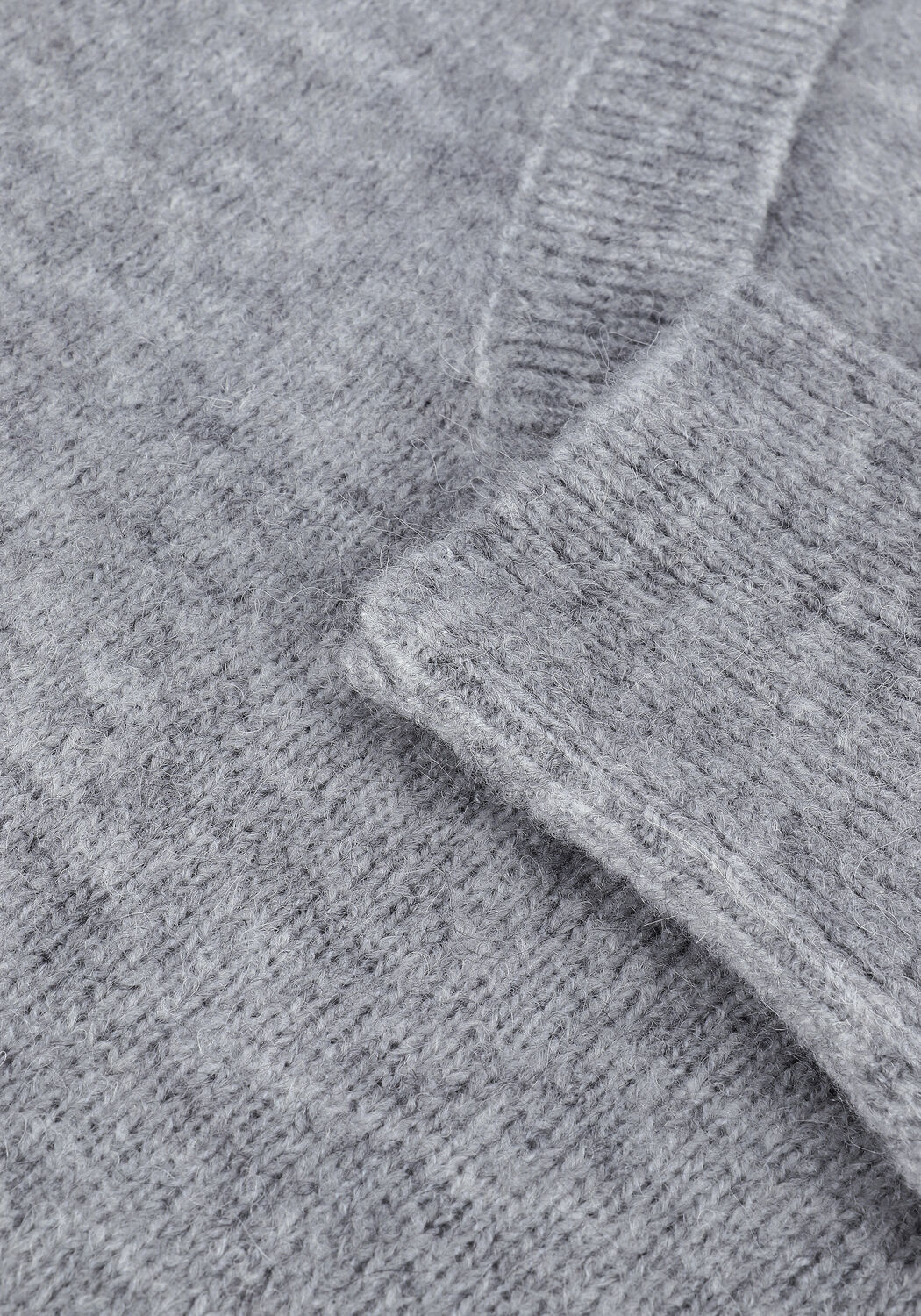 Graue SUMMUM Pullover V-NECK SWEATER SOFT WOOL - large