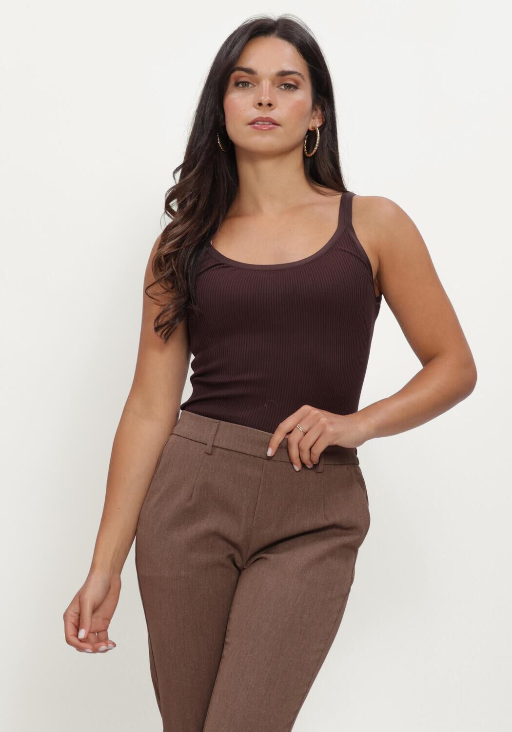 Braune ROSEMUNDE Top BELLE SILK U-NECK STRAP ELASTIC