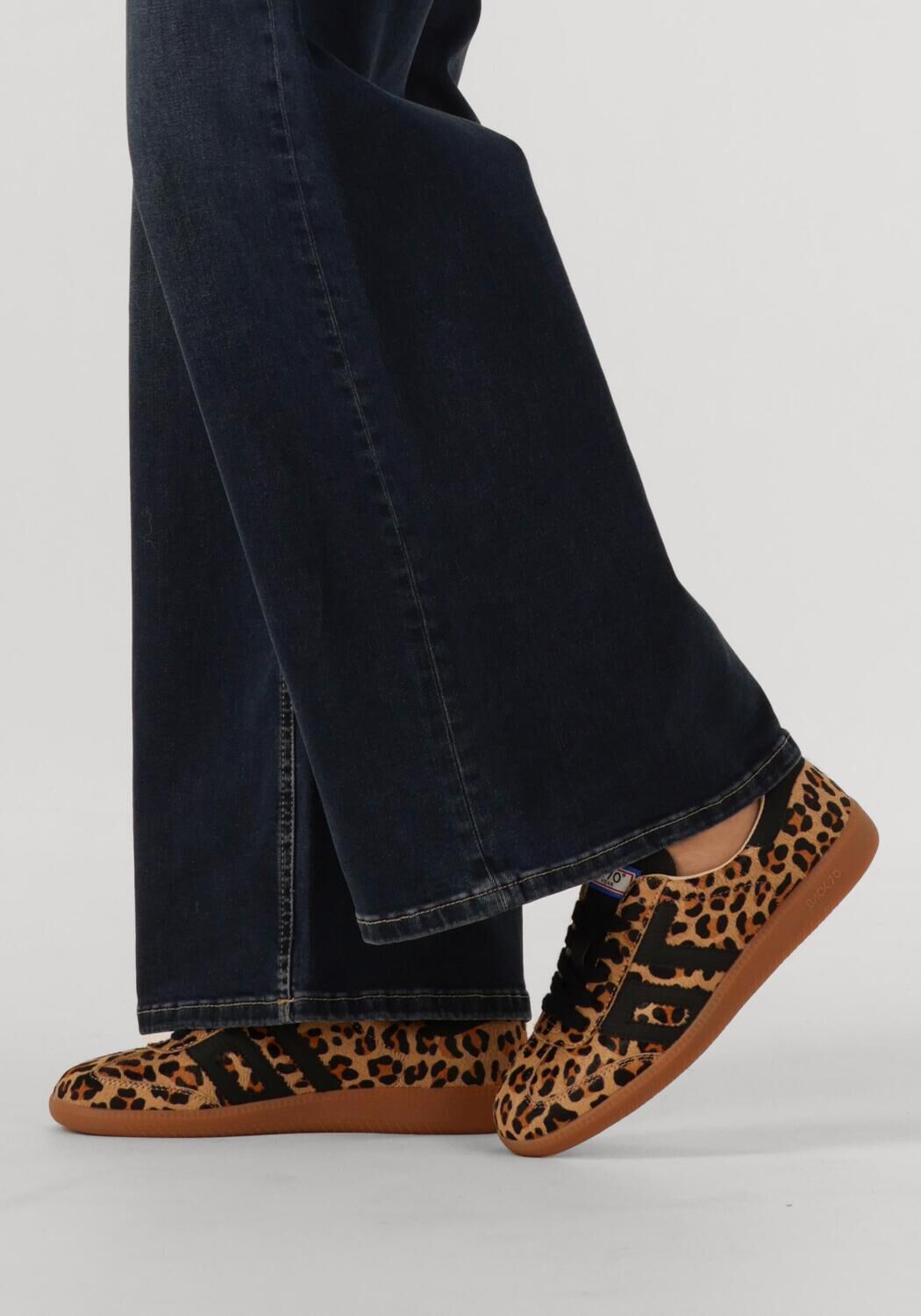 Braune BACK70 Sneaker Low CLOUD - large