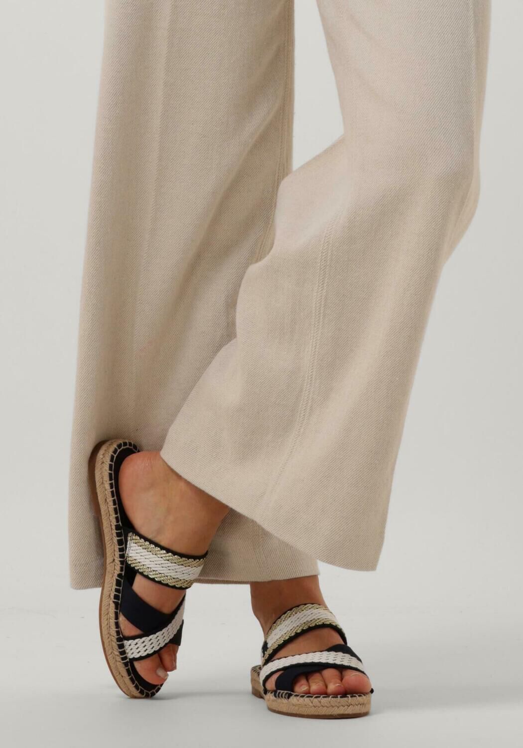 Blaue TOMMY HILFIGER Pantolette GOLDEN WEBBING 1 - large