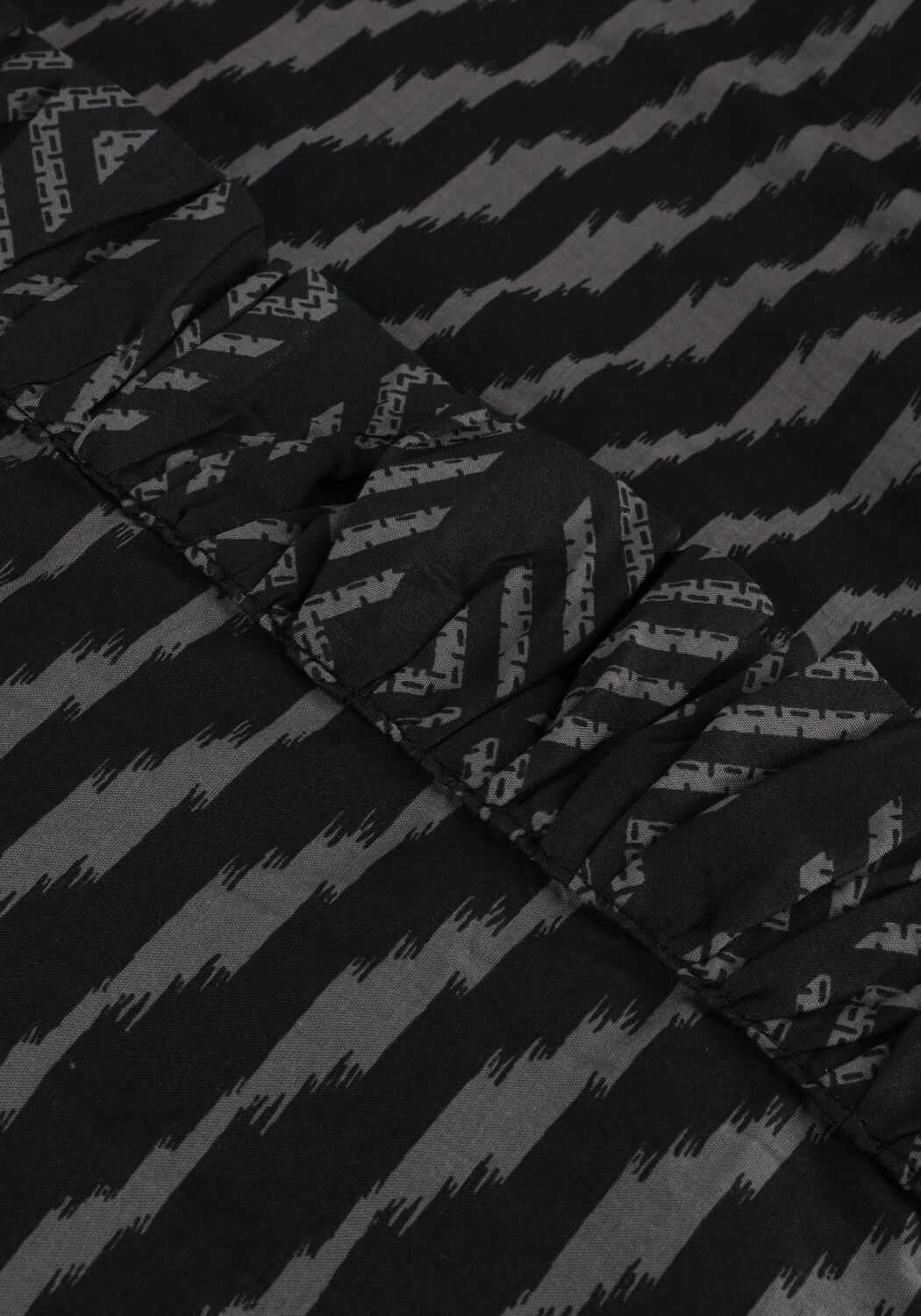 Schwarze NEO NOIR Minikleid HANI GRAPHIC DRESS - large