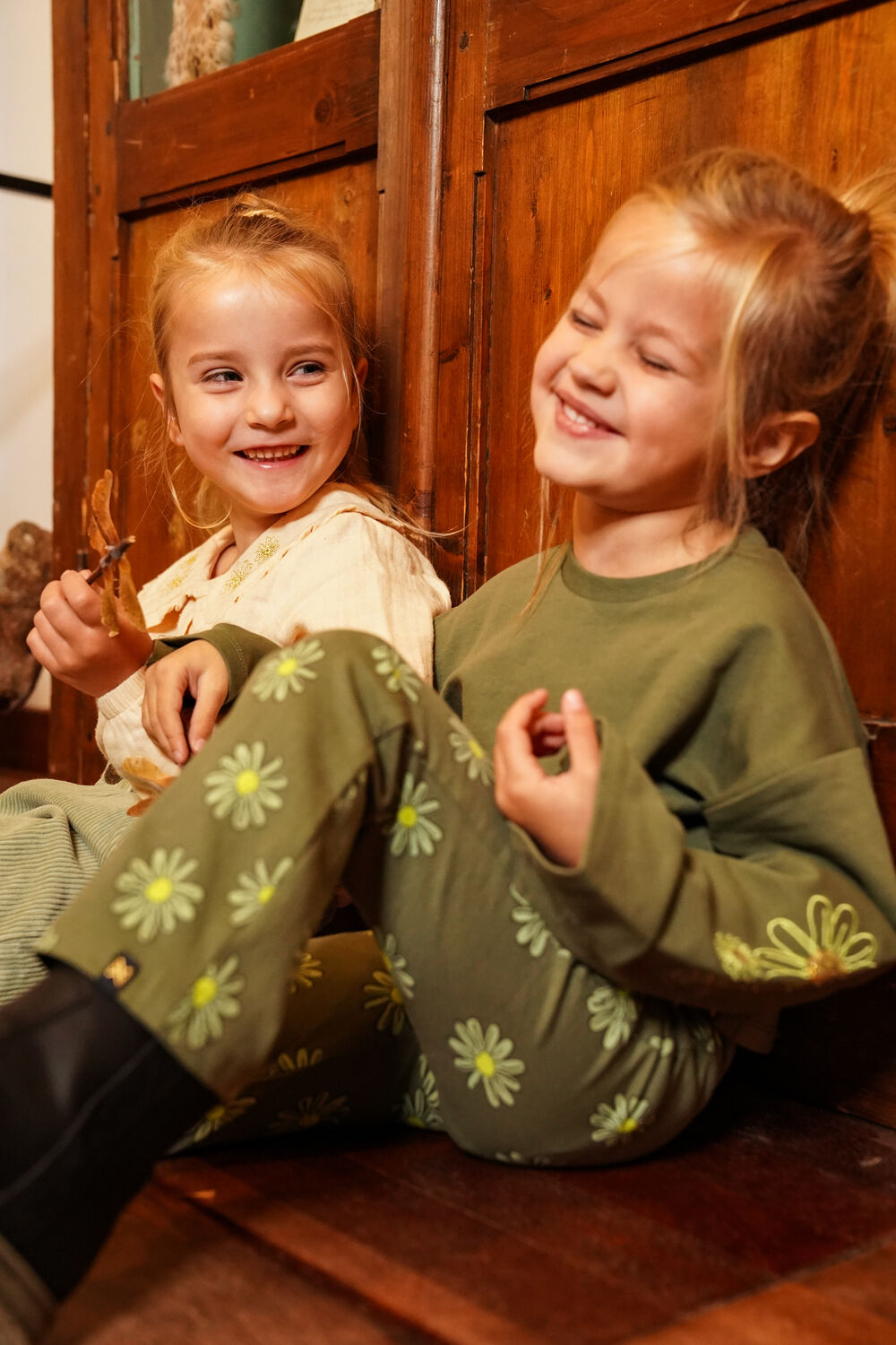 Khaki KOKO NOKO Schlaghose O56962 - large