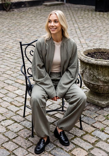 Taupe WITHBLACK Cargohosen WBLANNA STRIPE TRACK PANT - large
