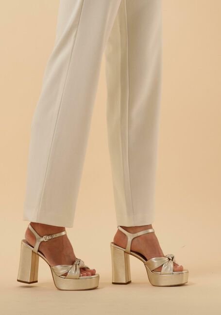 Goldfarbene UNISA Sandalen UMI - large