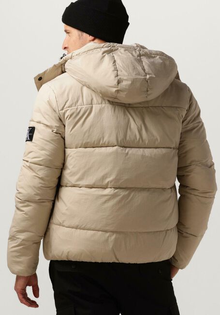 Beige CALVIN KLEIN Wattierte Jack ESSENTIALS NON DOWN LOGO JACKET - large