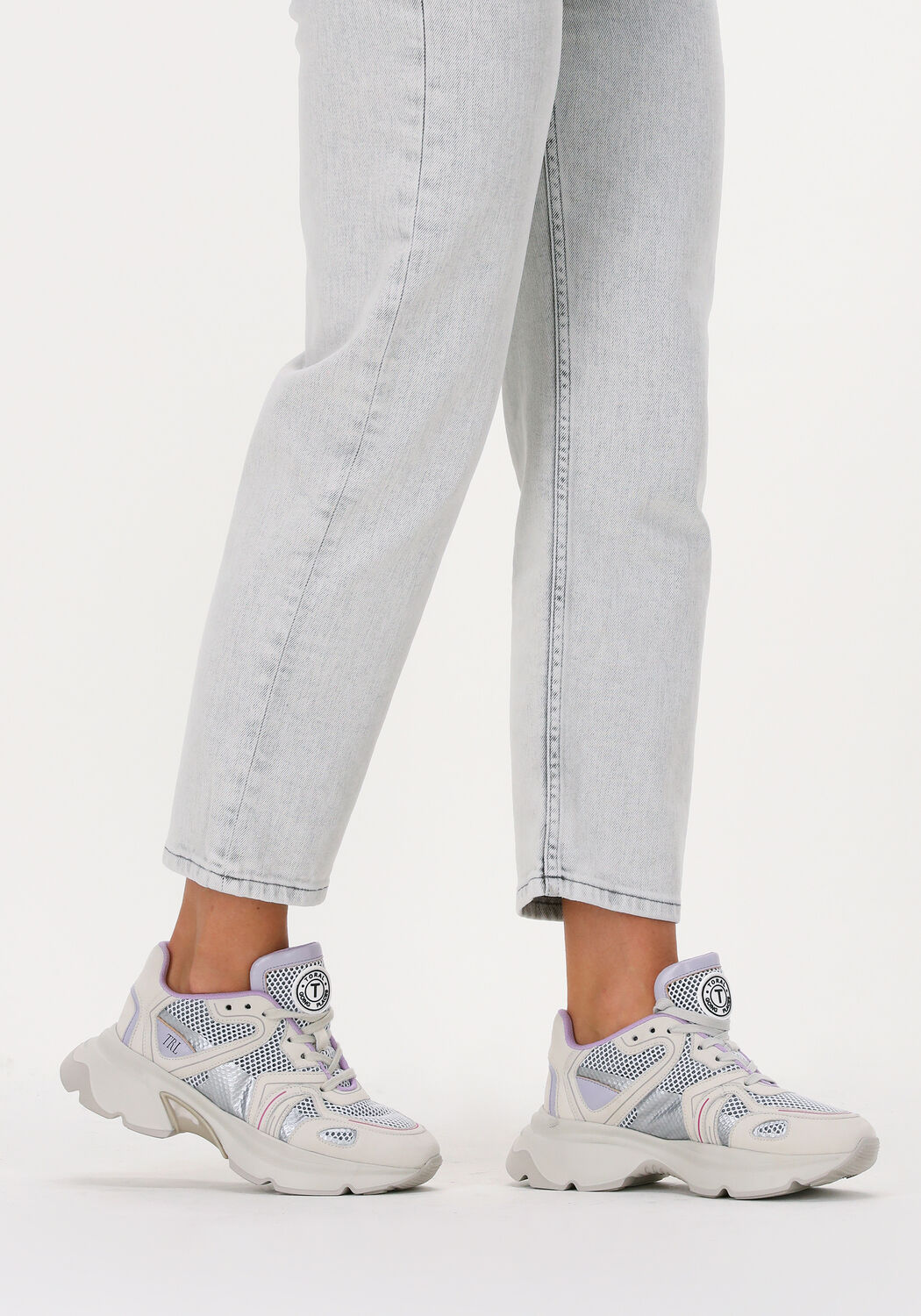 Wei&szlig;e TORAL Sneaker Low RUNNER 9 - large