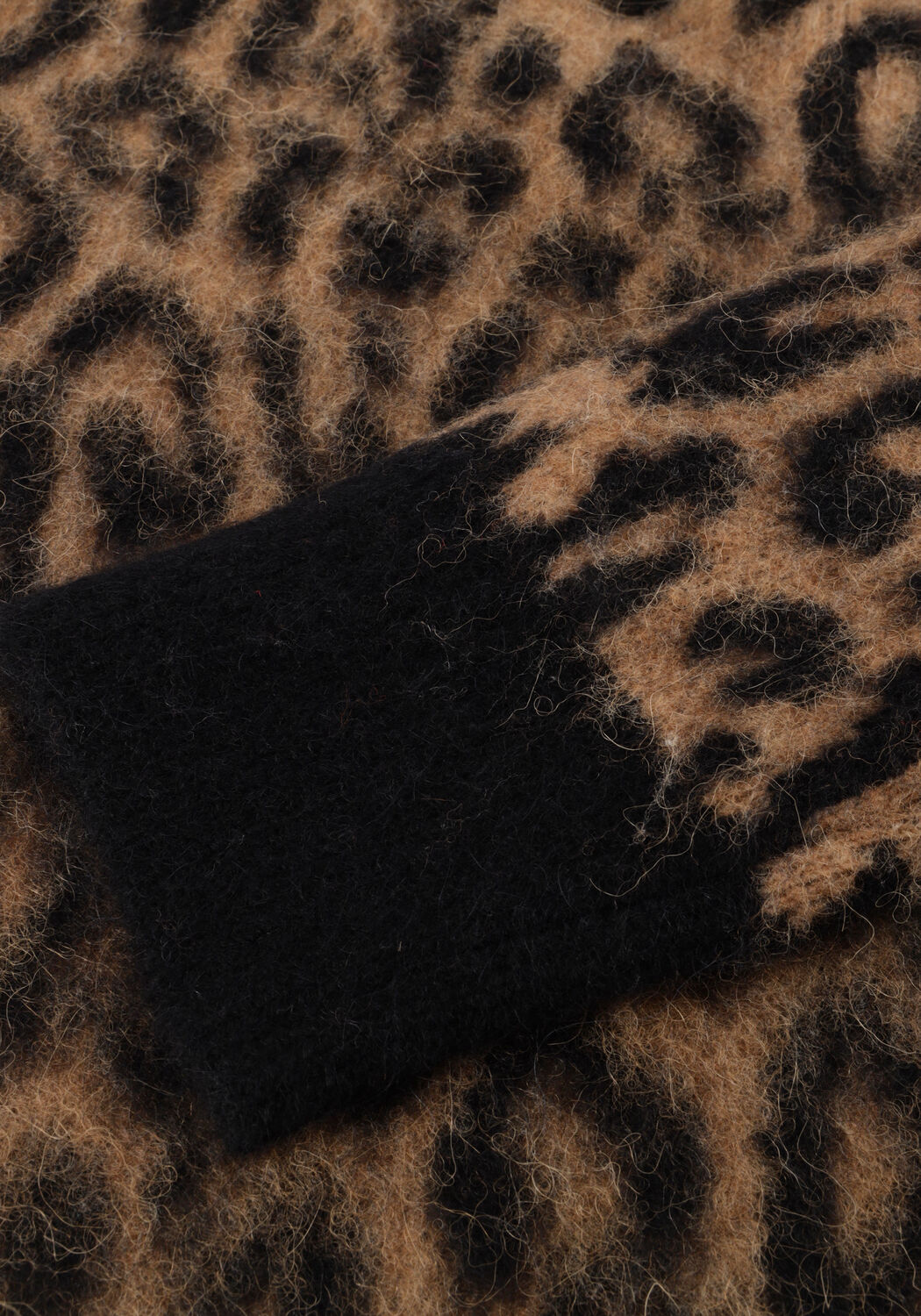 Braune WITHBLACK Pullover WBLALONDRA LS LEO PULLOVER - large