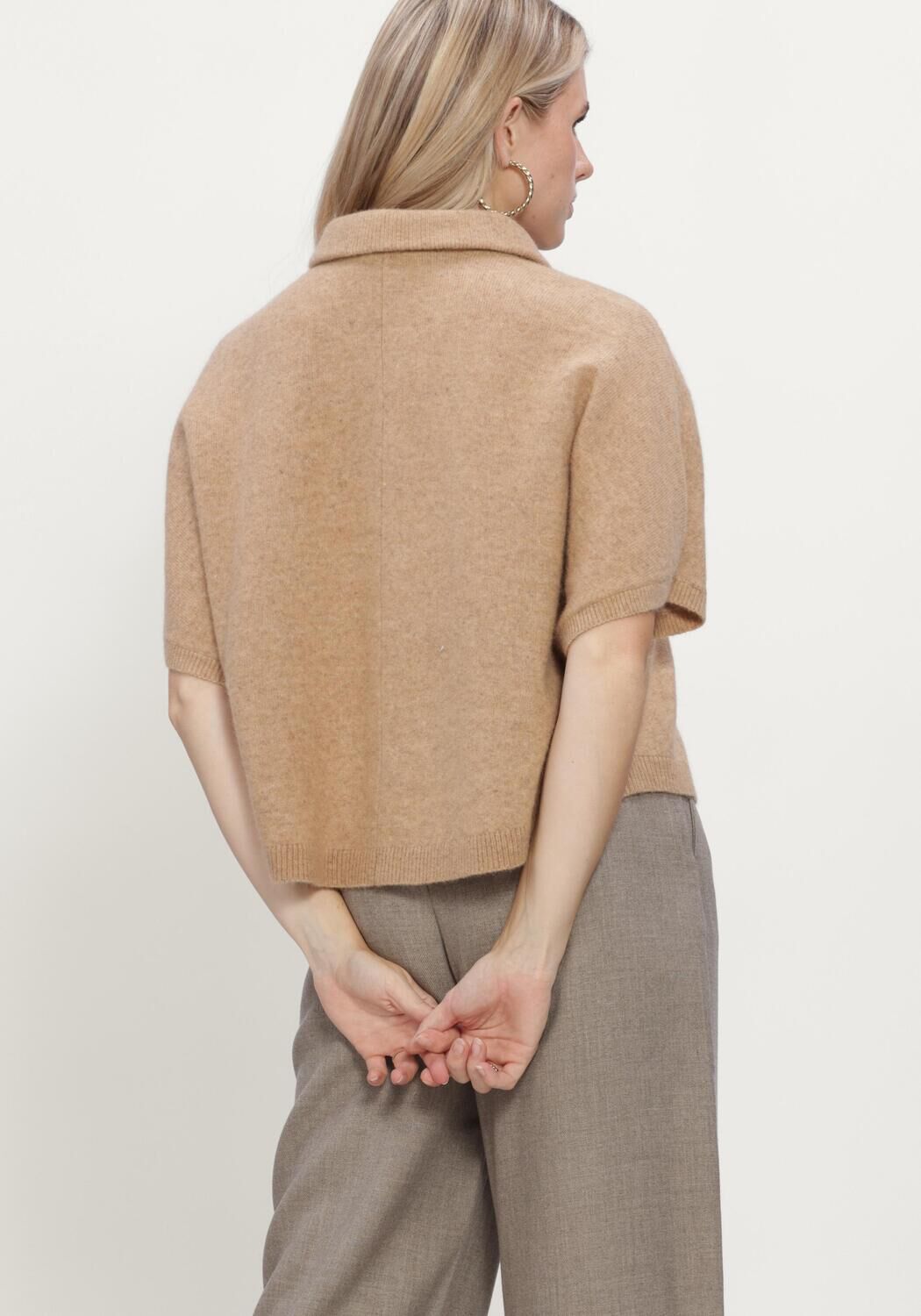 Beige RUBY TUESDAY Pullover & Cardigans VOISE KNITTED COLLAR CAPE TOP - large