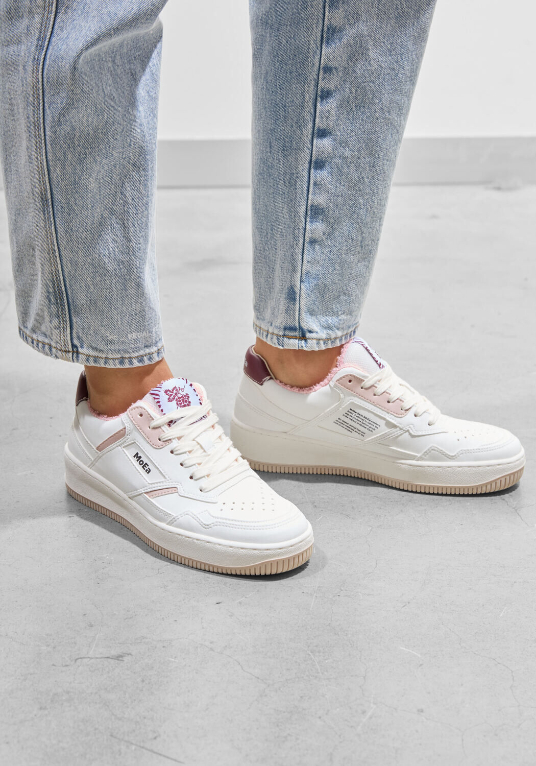 Wei&szlig;e MoEa Sneaker Low GEN 1 - medium