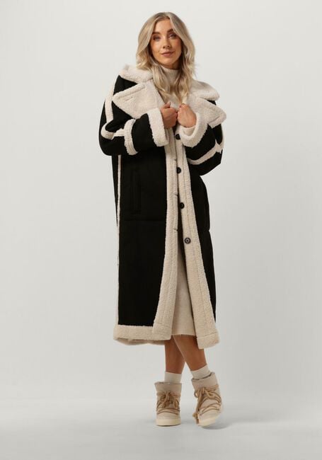 Schwarze OBJECT Mäntel OBJKHALESI OVERSIZED COAT - large