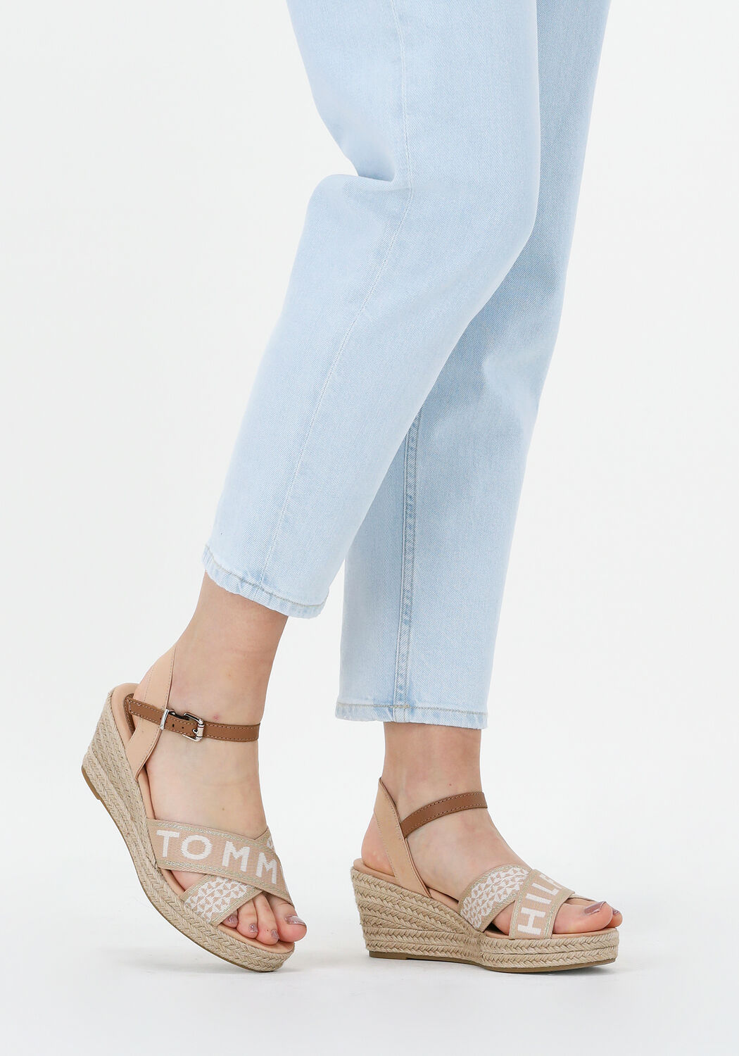 Beige TOMMY HILFIGER Sandalen TOMMY WEBBING LOW WEDGE - large