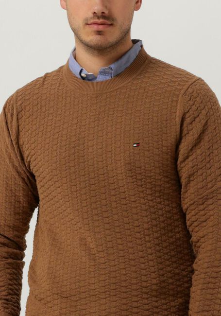 Camelfarbene TOMMY HILFIGER Pullover EXAGGERATED STRUCTURE CREW NECK - large
