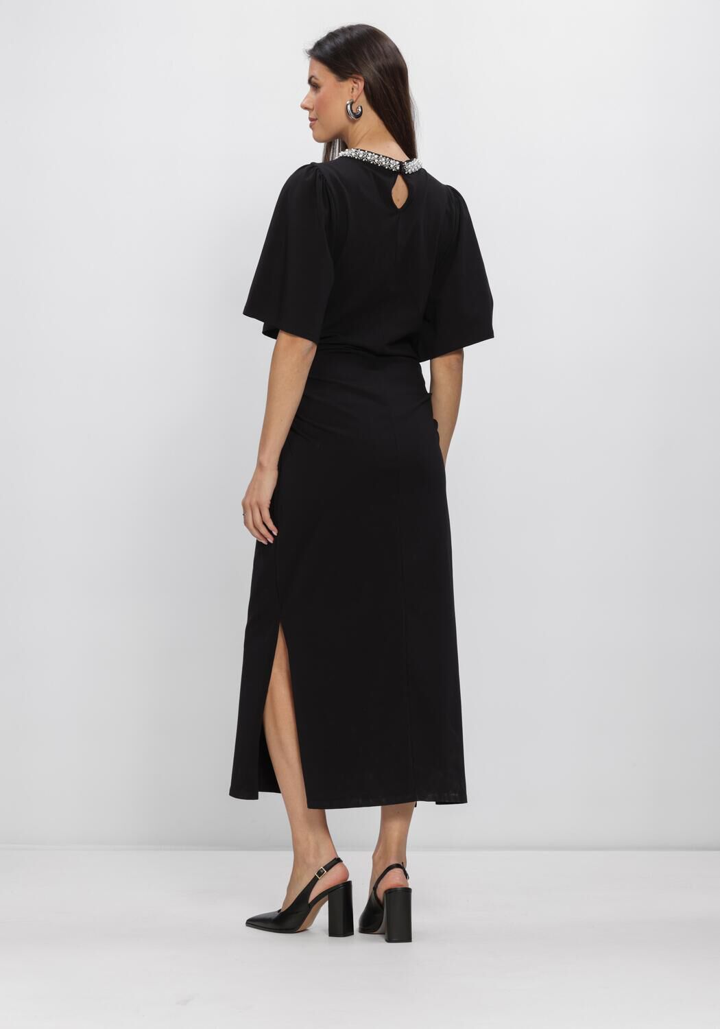 Schwarze BRUUNS BAZAAR Midikleid ALNUSBBNATHALA TRIM DRESS - large