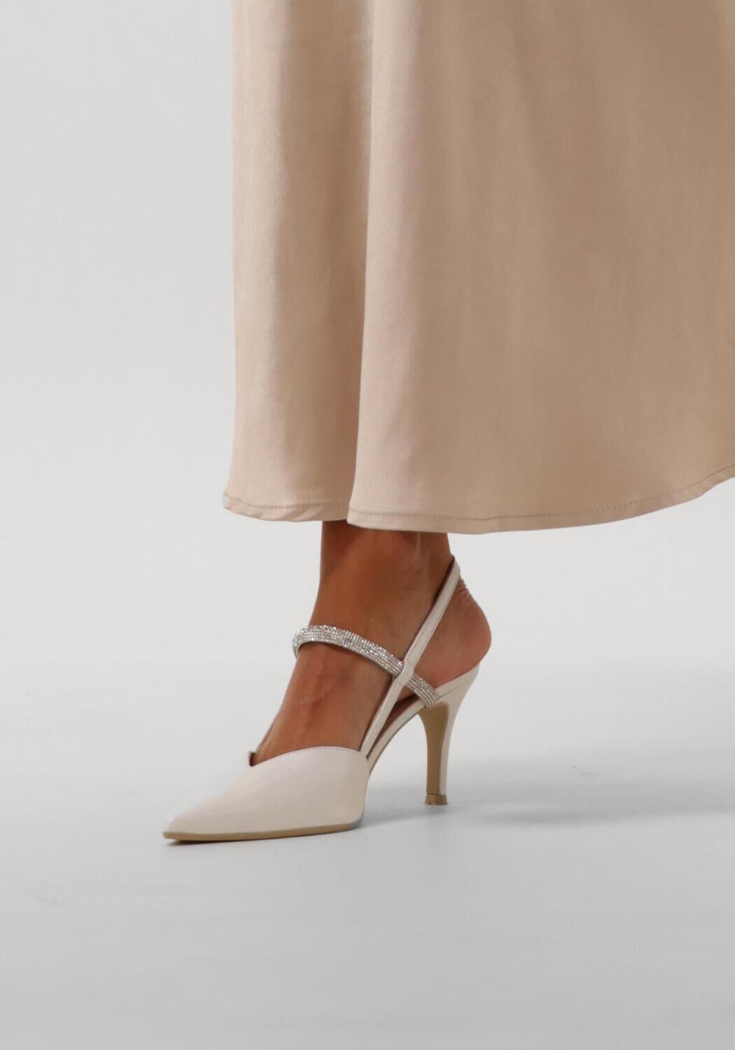 Wei&szlig;e LODI Pumps ELINES - large