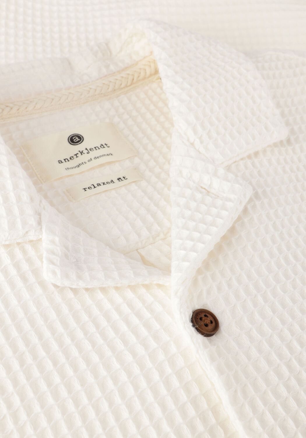 Wei&szlig;e ANERKJENDT Casual-Oberhemd AKLEON S/S WAFFLE SHIRT - large