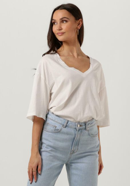 Weiße ALIX THE LABEL T-shirt LADIES KNITTED OVERSIZED V-NECK T-SHIRT - large